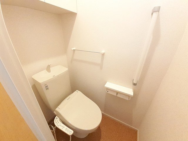トイレ　トイレもきれいです