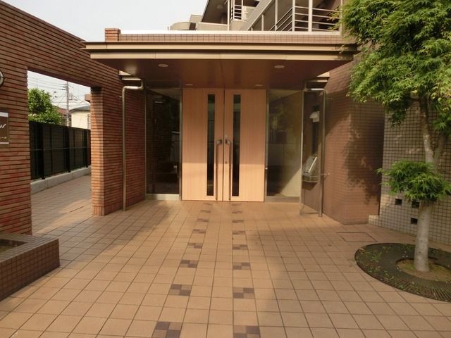 エントランス　オートロック付のエントランス