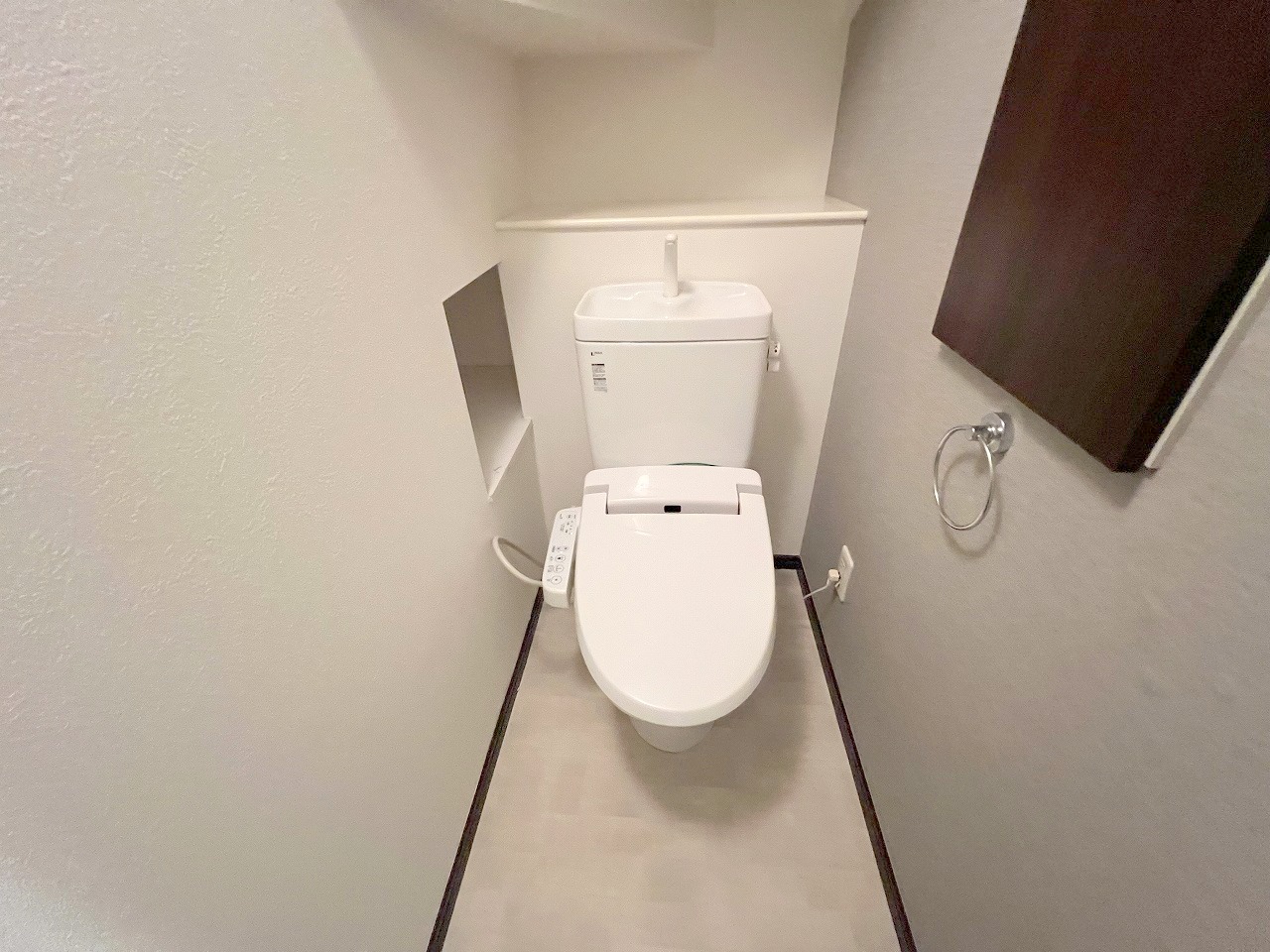 ＪＲ阪和線 鶴ケ丘駅 徒歩5分 2階建 築57年のトイレ写真