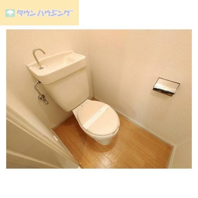 サープラスコーポA棟のトイレ写真