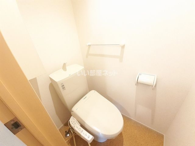 エムズ サニーガーデンXのトイレ写真