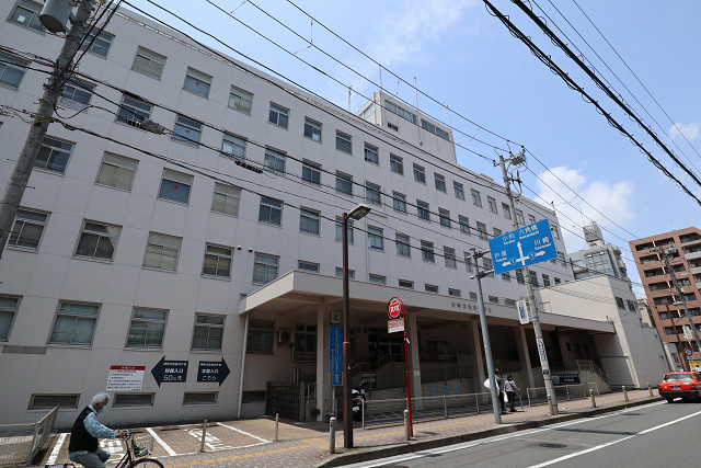 役所　横浜市神奈川区役所（役所）まで714m