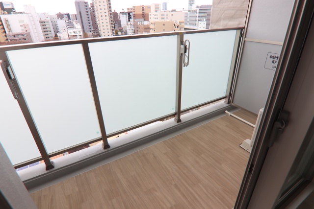 バルコニー　別部屋の写真です。※現状優先
