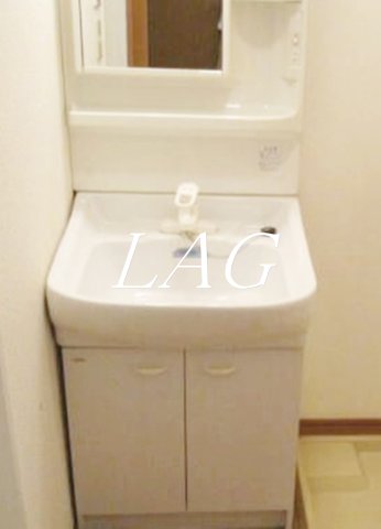 洗面設備　独立洗面台です。