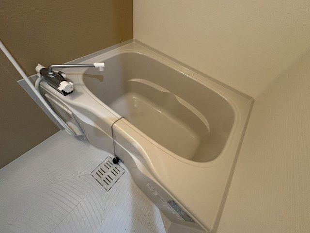 バス・シャワールーム　ゆったり過ごせるお風呂です