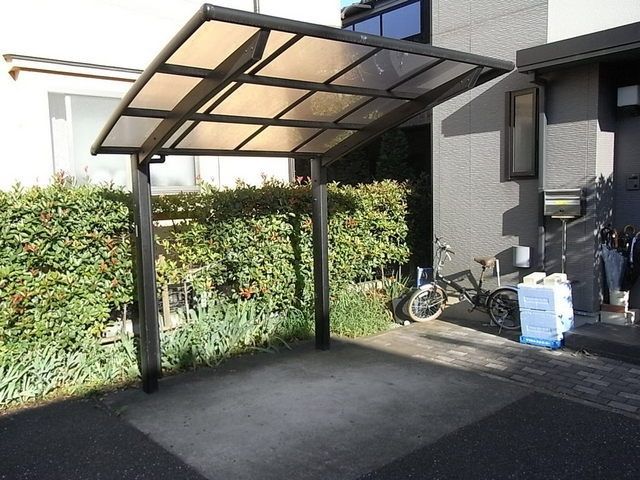 その他共有部分　屋根付き自転車置場