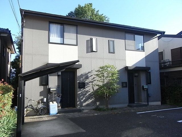 建物外観　閑静な住宅街にあるアパートメント