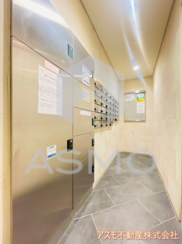 地下鉄谷町線 東梅田駅 徒歩8分 10階建 築11年の外観写真