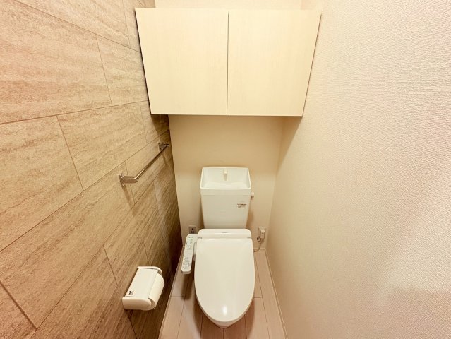 グランリュクス上野丘東のトイレ写真
