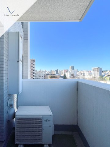 バルコニー　※写真は同じマンションの違う部屋のものになります。
