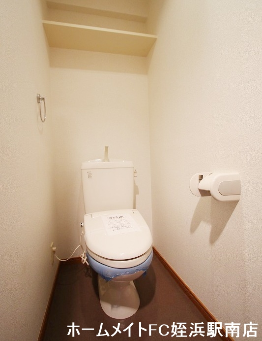 地下鉄七隈線 次郎丸駅 徒歩16分 3階建 築21年のトイレ写真