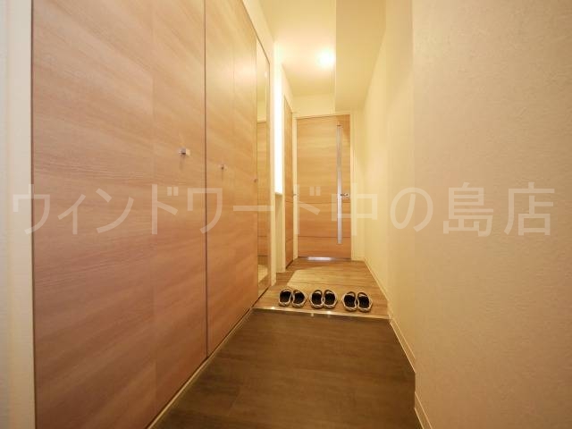 玄関　詳細は、ウィンドワード中の島店までご相談下さい。