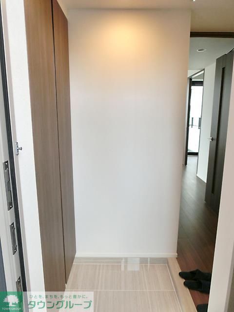 市谷仲之町ビューアパートメントの玄関写真