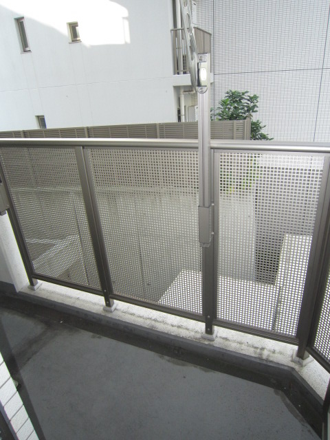 バルコニー　写真は同タイプ住居です。