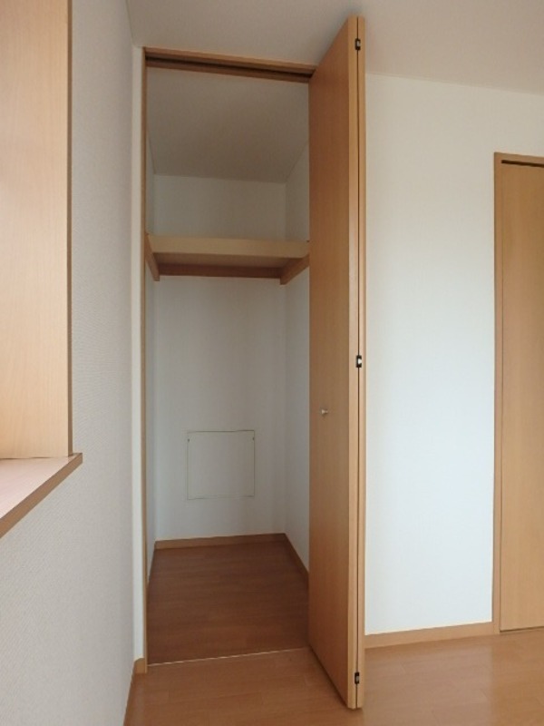 収納　図面と現状に相違がある場合には現状を優先
