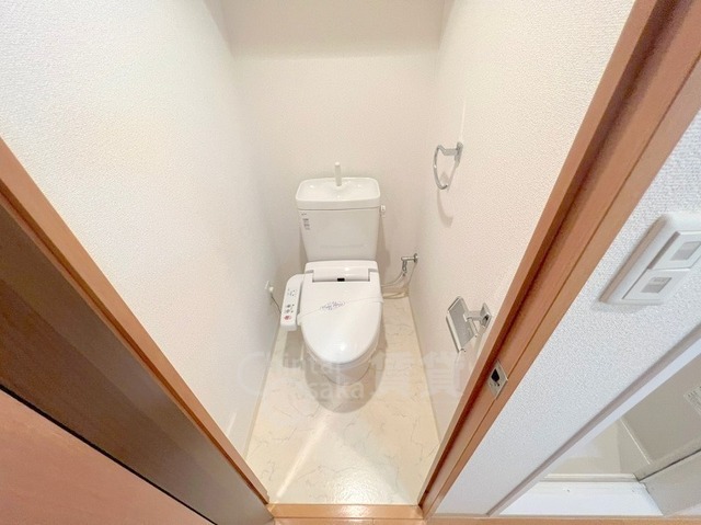 エステムコート新大阪7ステーションプレミアムのトイレ写真