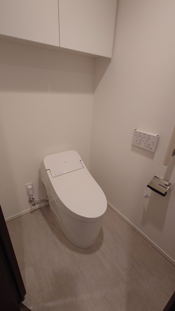 トイレ　※写真は同タイプ住戸です。