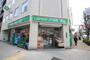 コンビニ　ローソンストア100 栄三蔵通店（コンビニ）まで100m