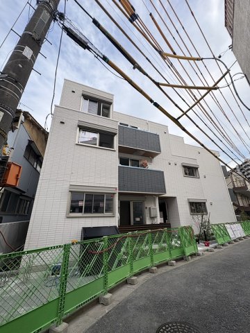 建物外観　外観は落ち着いています