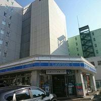 コンビニ　ローソン札幌南17条西店（コンビニ）まで409m
