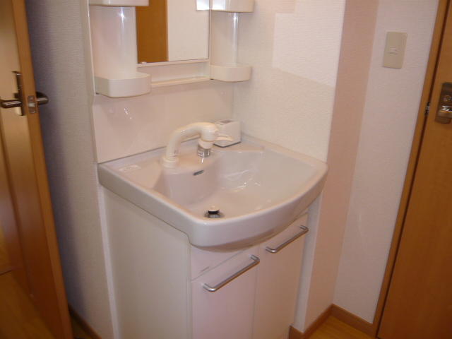 洗面設備　朝シャンできますぅ～