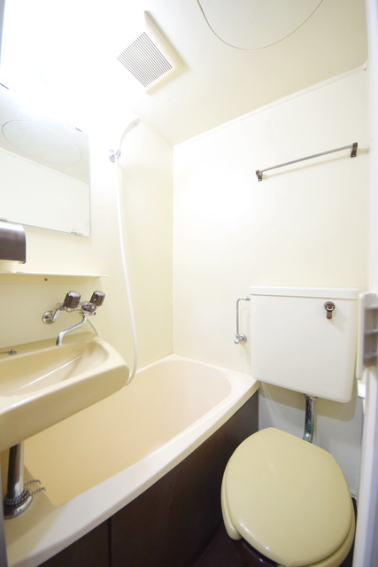 バス・シャワールーム　～一日の疲れを癒しましょうっ～