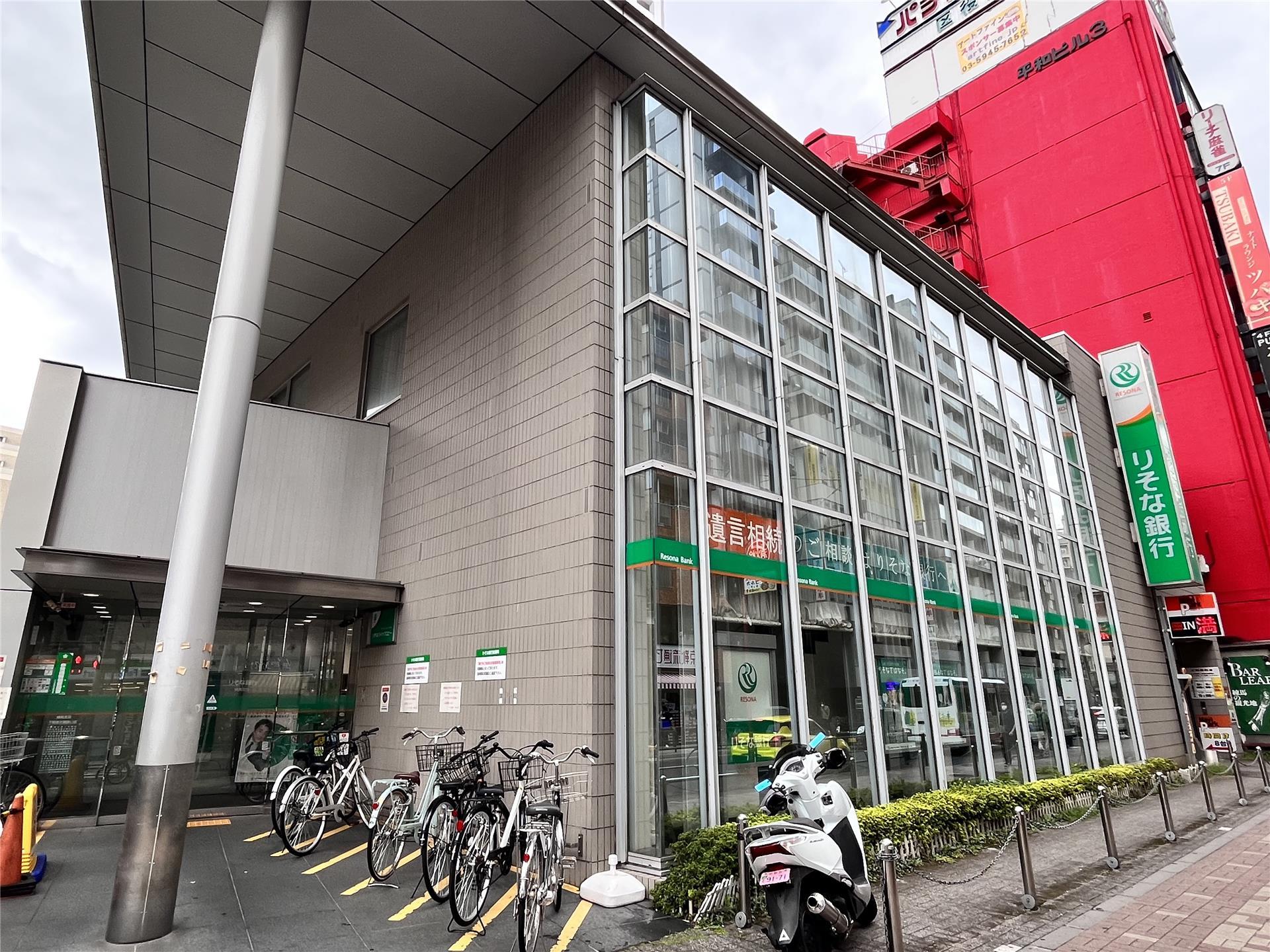 銀行　りそな銀行練馬支店（銀行）まで434m
