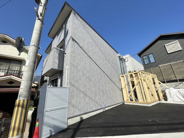 Ｍａｉｓｏｎ　Ｂｒｉｌｌｅｒ　Ｍｉｋａｇｅの建物外観