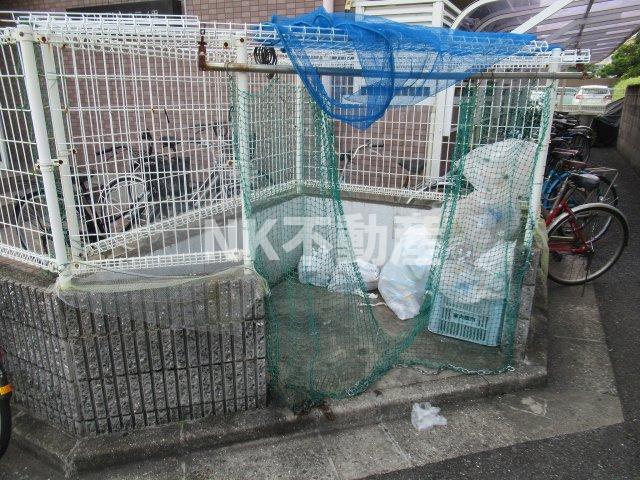 その他　ゴミ置き場です