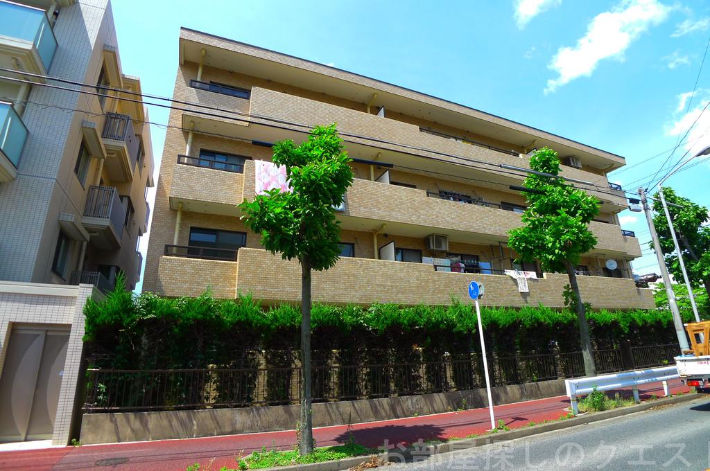 名古屋市瑞穂区汐路町のマンションの建物外観