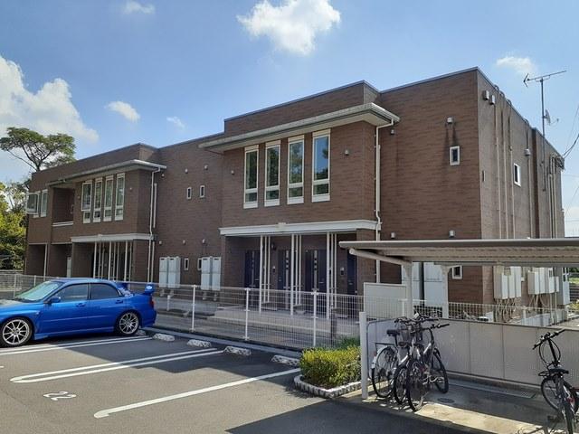 【綾歌郡綾川町萱原のアパートの建物外観】