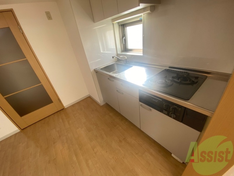 キッチン　ガスキッチンです。２口コンロが設置できます。