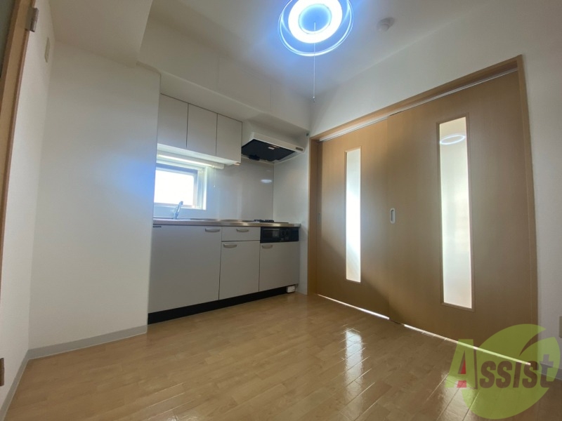 居室・リビング　広くてキレイなお部屋が広がっていて、充実した生活が送れそう。