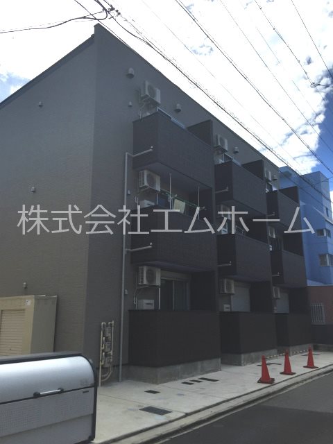 【アーバンリゾート京田町の建物外観】