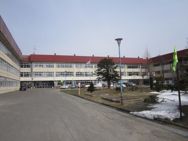 その他　東小学校（その他）まで618m