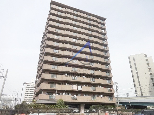 江東区亀戸のマンションの建物外観