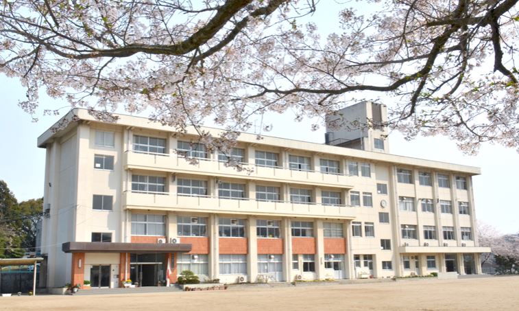 【岡山市北区昭和町のマンションの小学校】