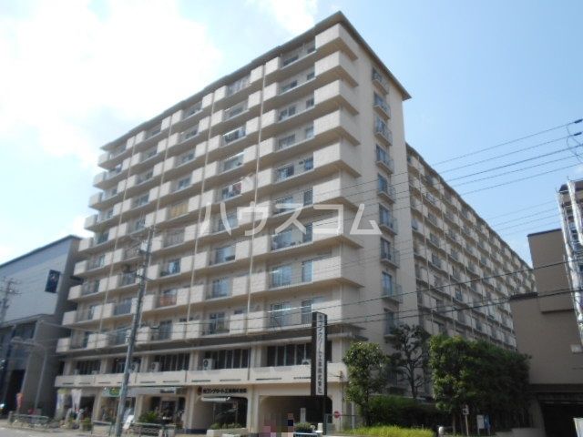 京都市右京区山ノ内池尻町のマンションの建物外観