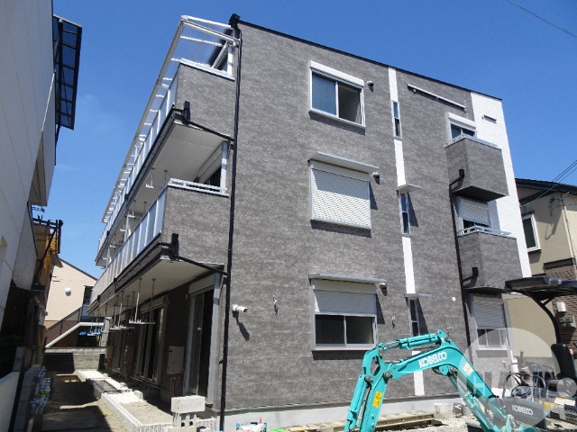 建物外観　オートロックあり♪