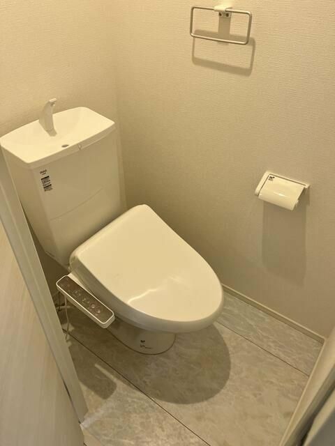 トイレ　別建物参考画像
