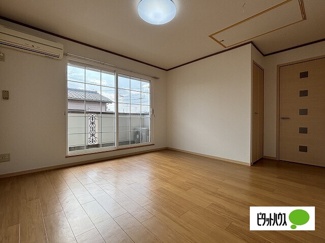 居室・リビング　リビング１２．３帖