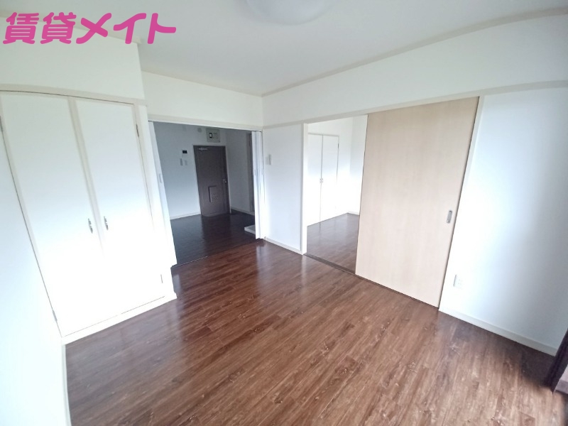 居室・リビング　同物件別部屋参考写真