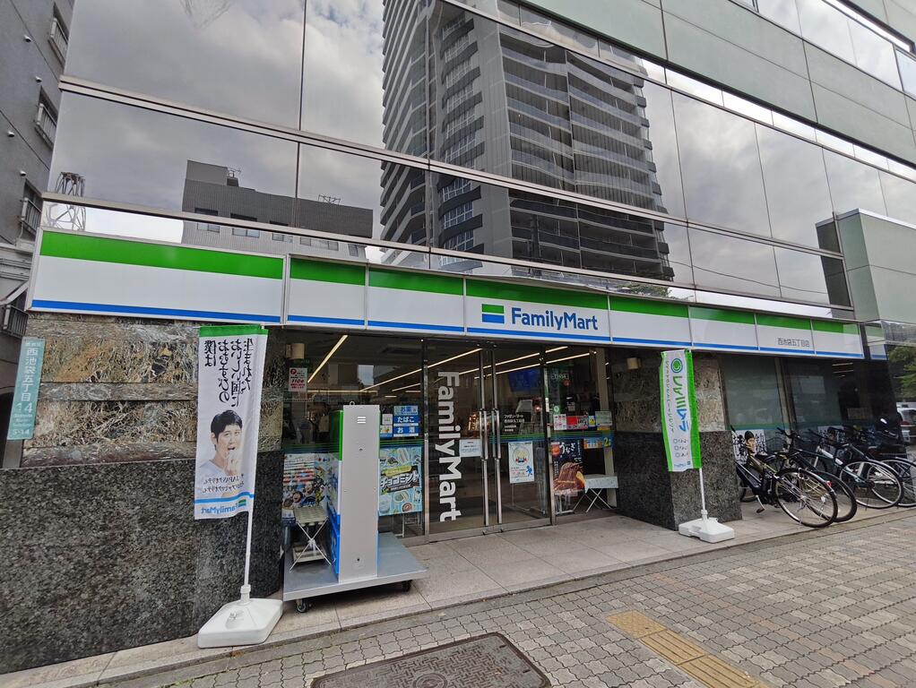 コンビニ　ファミリーマート豊島高松一丁目店（コンビニ）まで286m