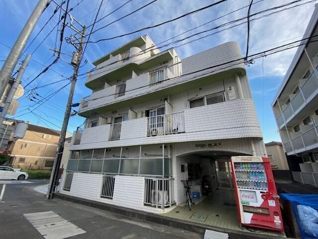 建物外観　しっかりとした鉄筋コンクリート造マンションです♪