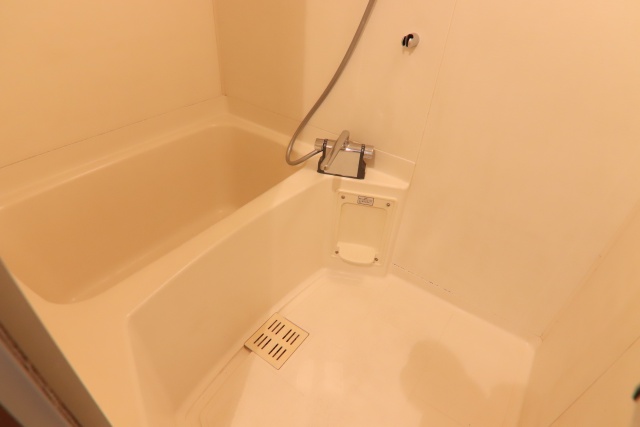 バス・シャワールーム　※別室の参考写真の為、現況優先です。