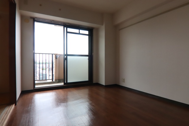 居室・リビング　※別室の参考写真の為、現況優先です。