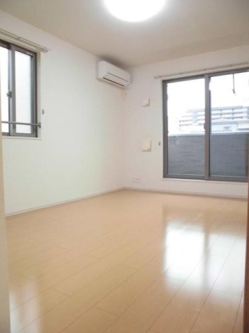 居室・リビング　使いやすいリビングです