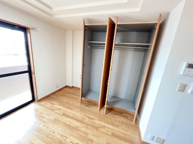 収納　クローゼット