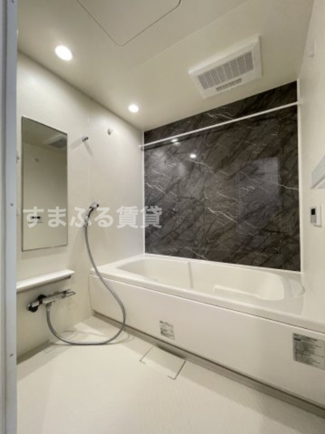 バス・シャワールーム　同仕様　同施工会社　風呂