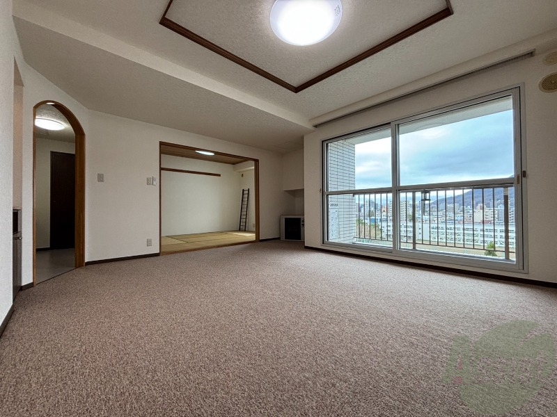 居室・リビング　広々としたリビングですね。使い勝手がよさそうですね！